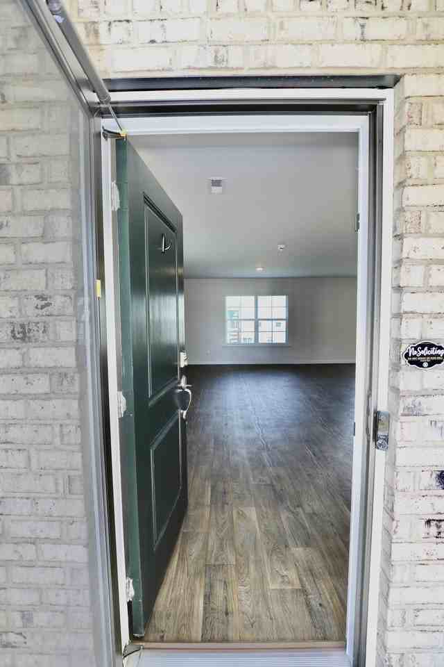 352 Sandbach Rd - Photo 6 of 50