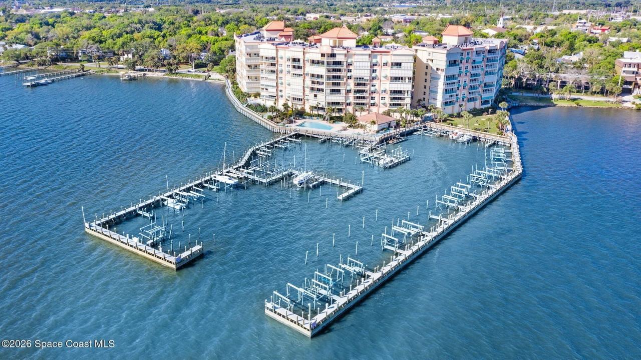 102 Riverside Dr Apt 306 - Photo 7 of 50