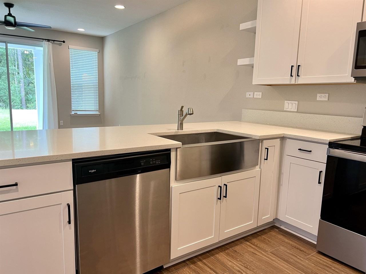 7155 Jareth Dr - Photo 5 of 23