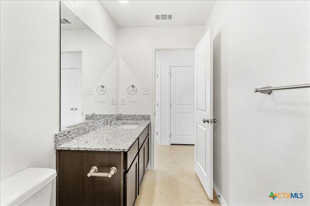 1242 Lehmann Apt B - Photo 6 of 21