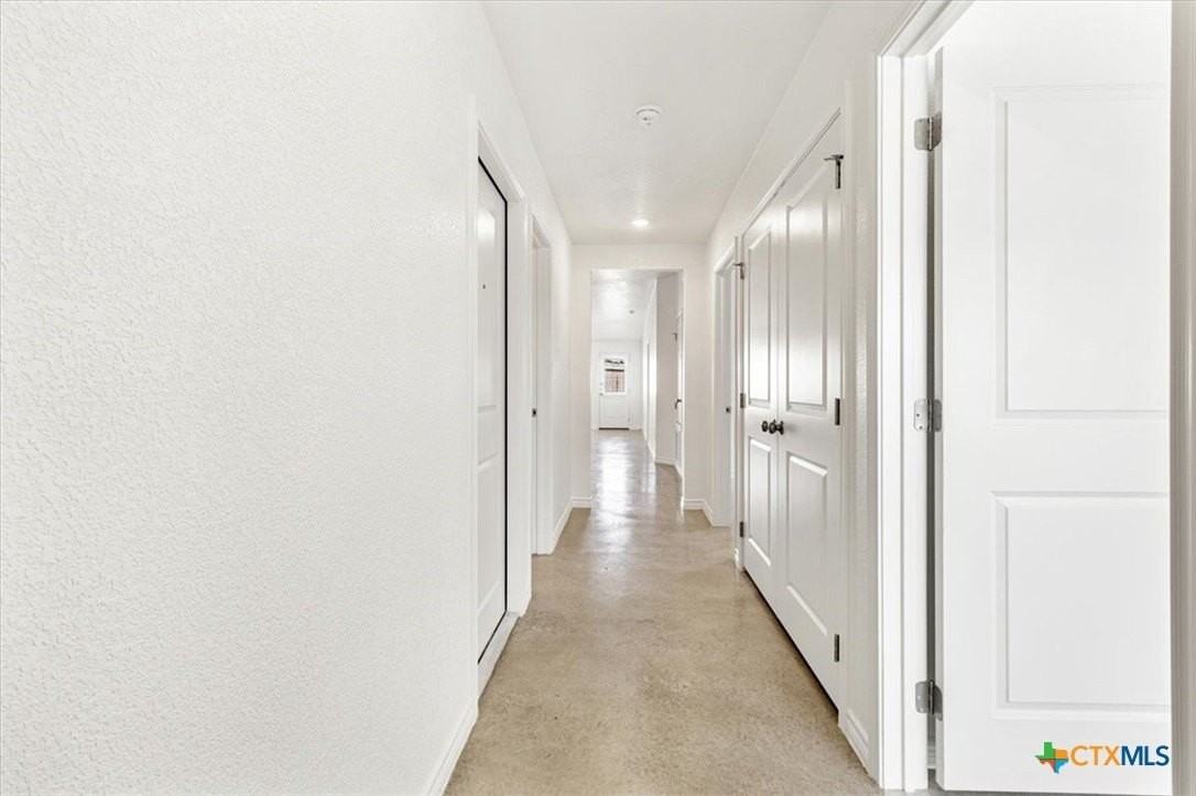 1226 Lehmann Apt B - Photo 2 of 22