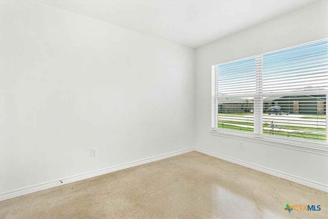 1226 Lehmann Apt B - Photo 3 of 22