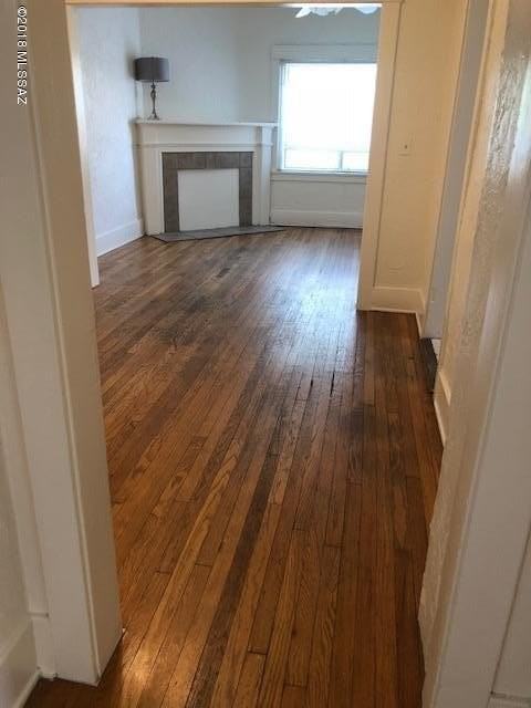 914 E 6th St - Photo 6 of 40