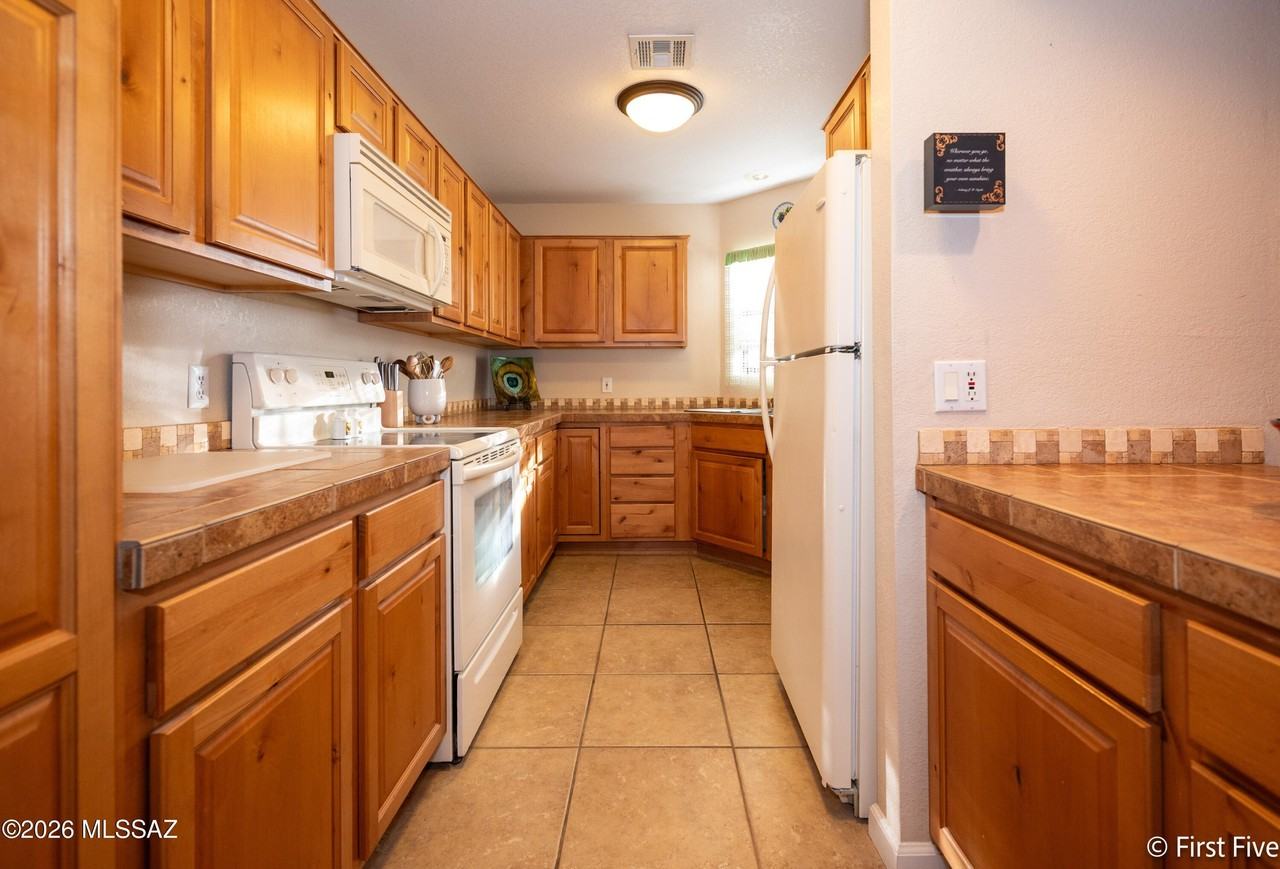 6470 N Tierra De Las Catalinas Apt 100 - Photo 5 of 25