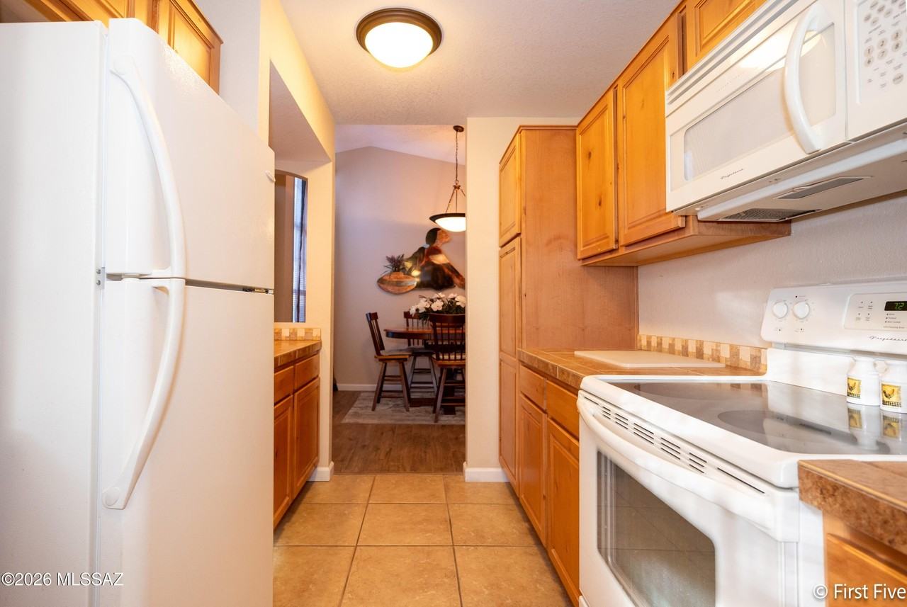 6470 N Tierra De Las Catalinas Apt 100 - Photo 7 of 25