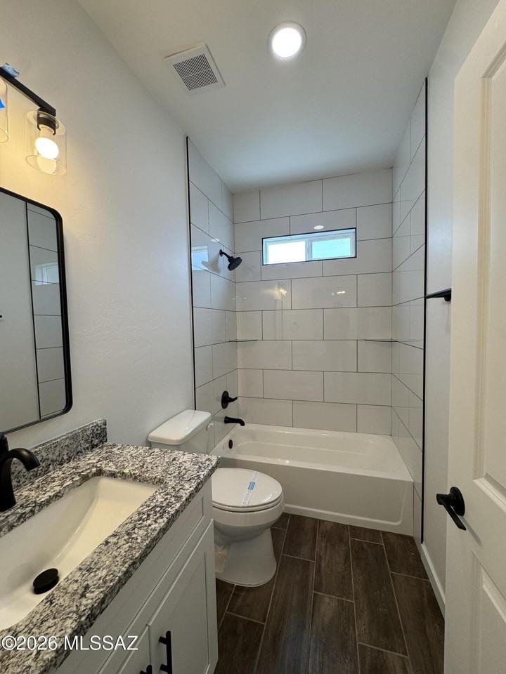 2130 N Ralph Ave Unit 1 - Photo 4 of 10