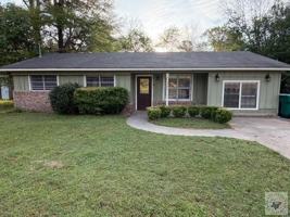 featured image of 2907 Flower Acre Rd