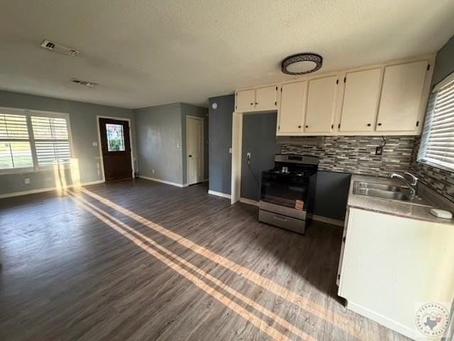 2907 Flower Acre Rd - Photo 2 of 4