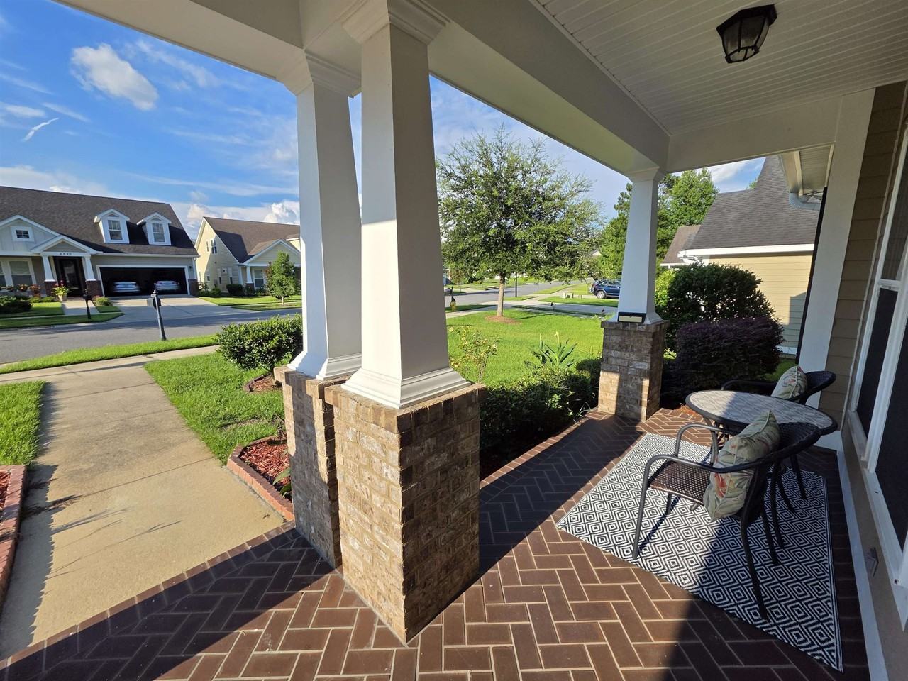 2521 Lantana Ln - Photo 3 of 44