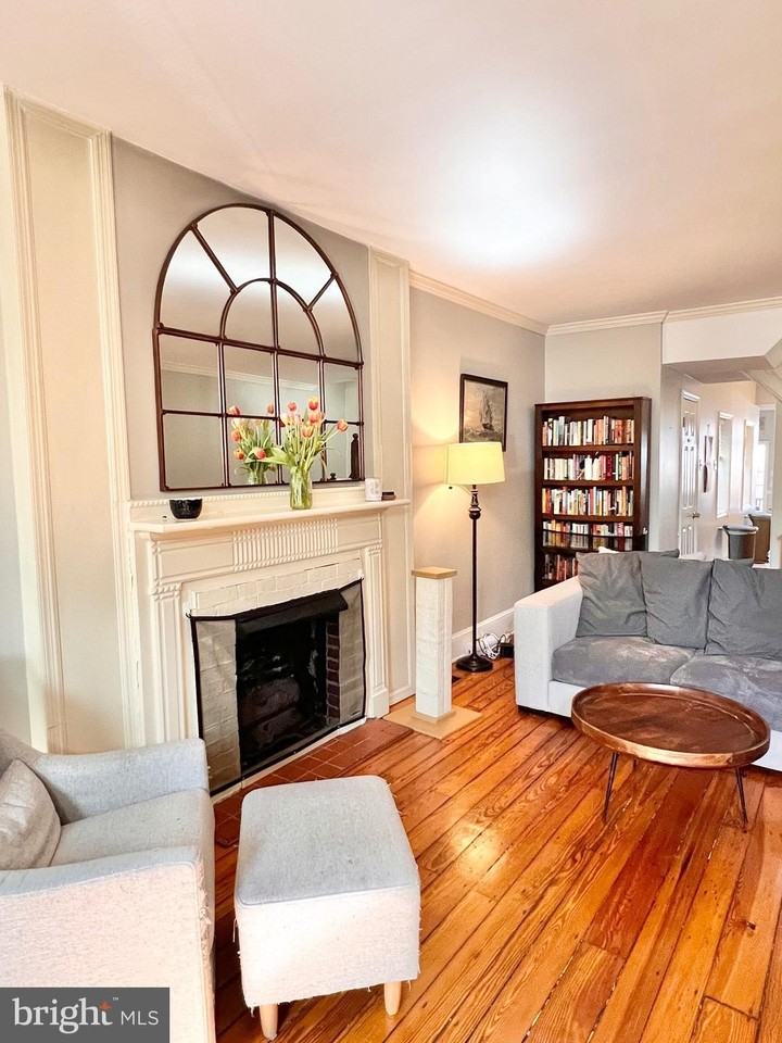 1507 N Rodney St - Photo 6 of 50