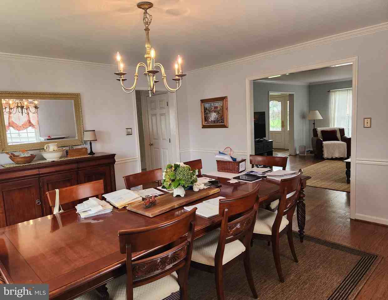 5 Harlech Dr - Photo 4 of 21