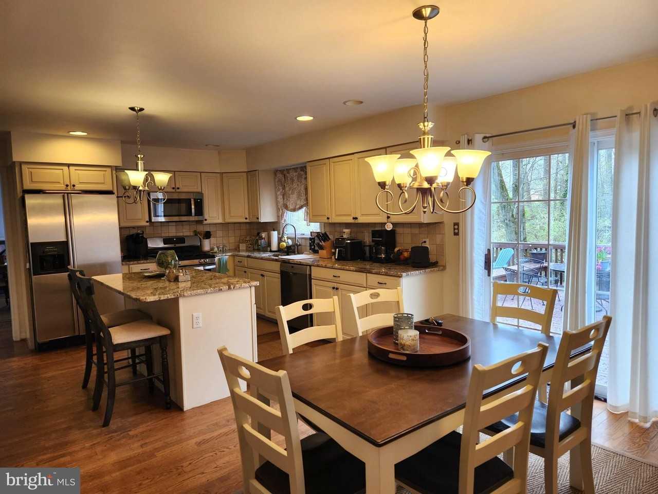 5 Harlech Dr - Photo 7 of 21