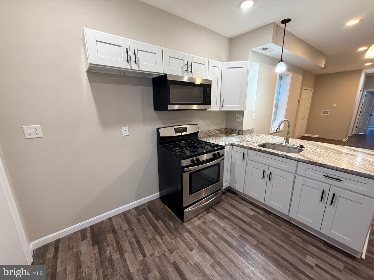 4654 York Rd #2 - Photo 3 of 13