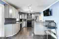 114 E Seminary Ave - Photo 1 of 1