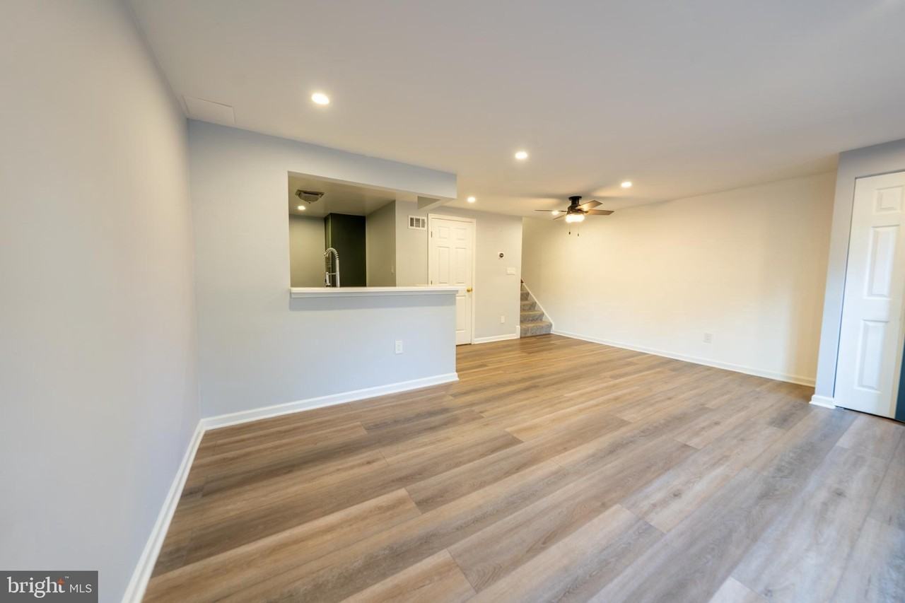 9377 Chadburn Pl - Photo 4 of 22