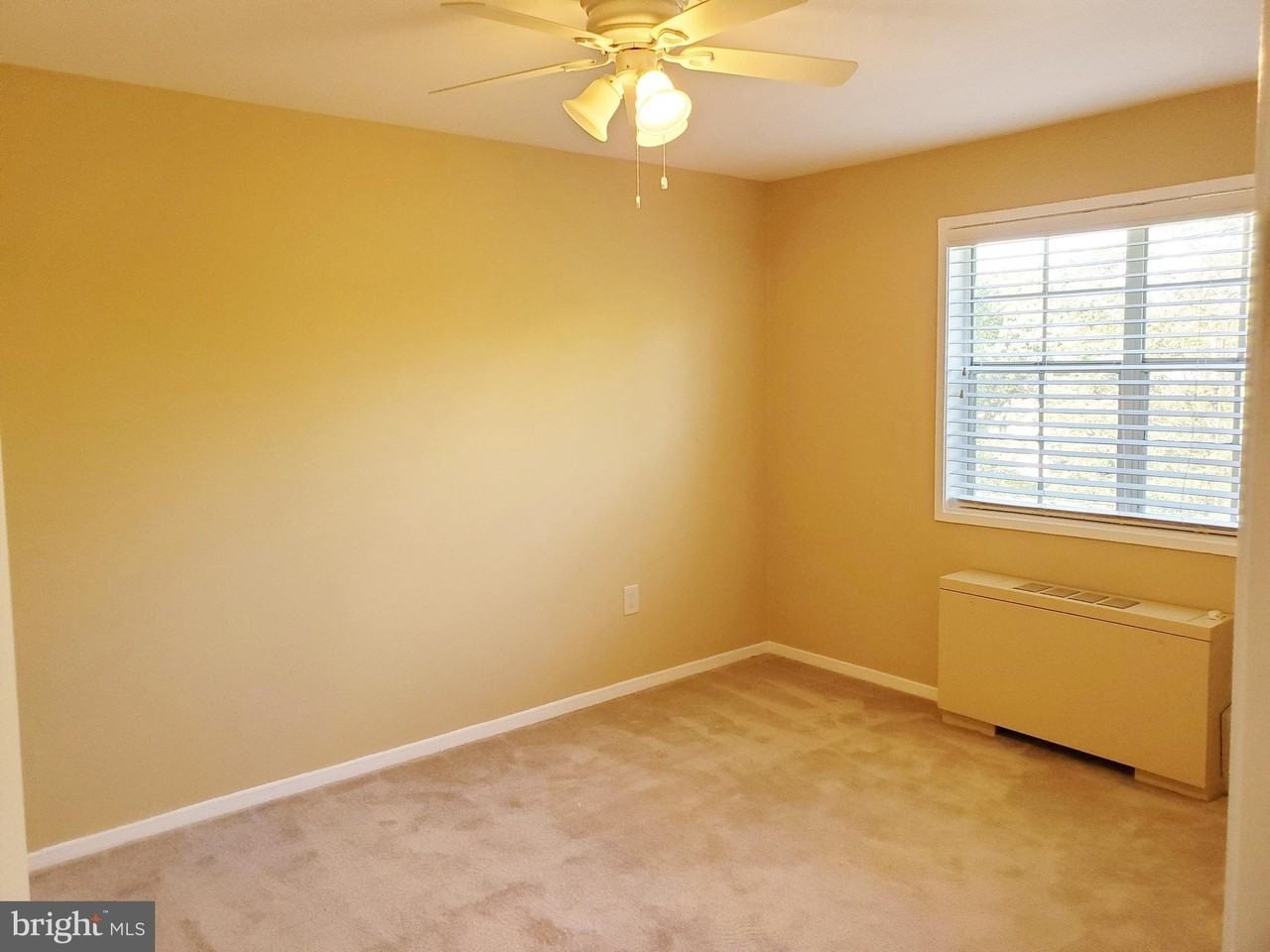 10303 45th Pl Apt 202 - Photo 6 of 22