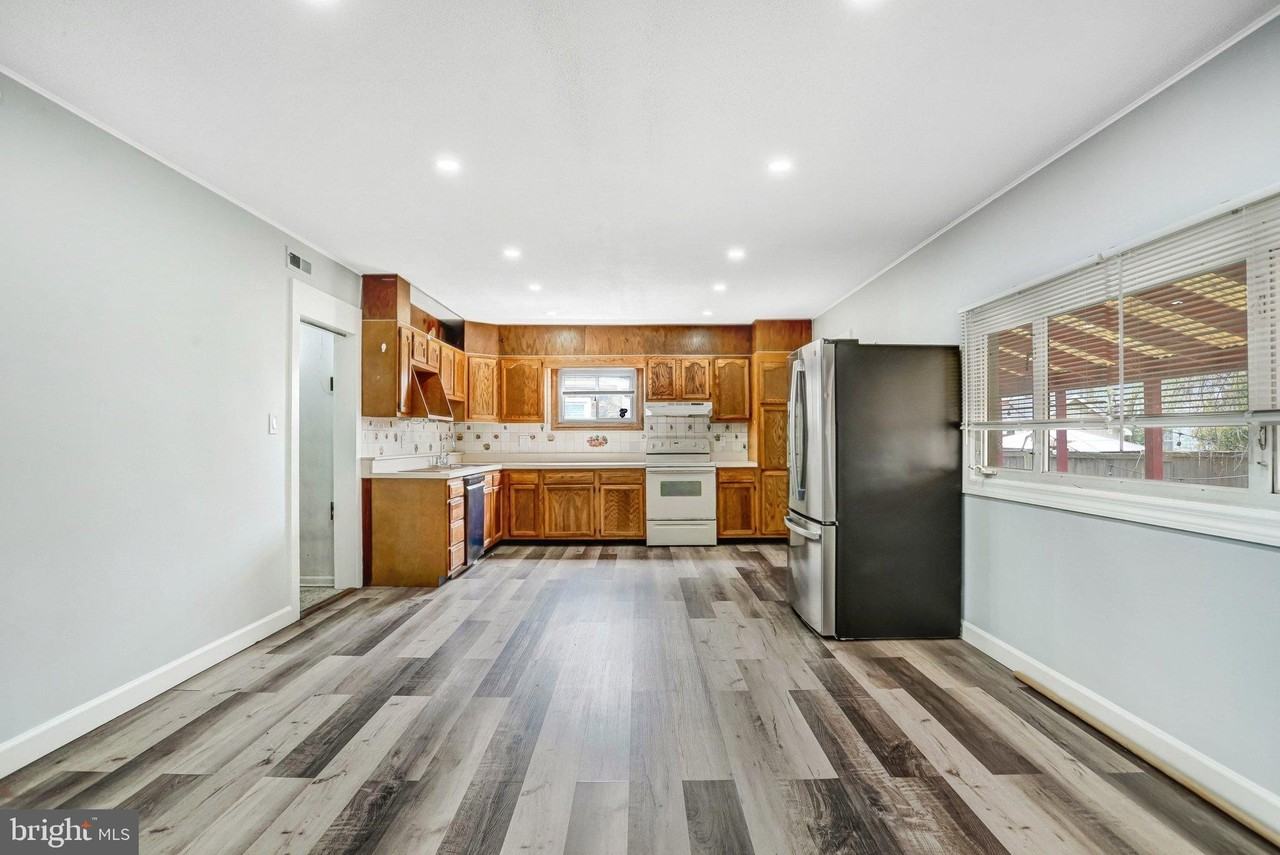 6226 20th Ave - Photo 5 of 45