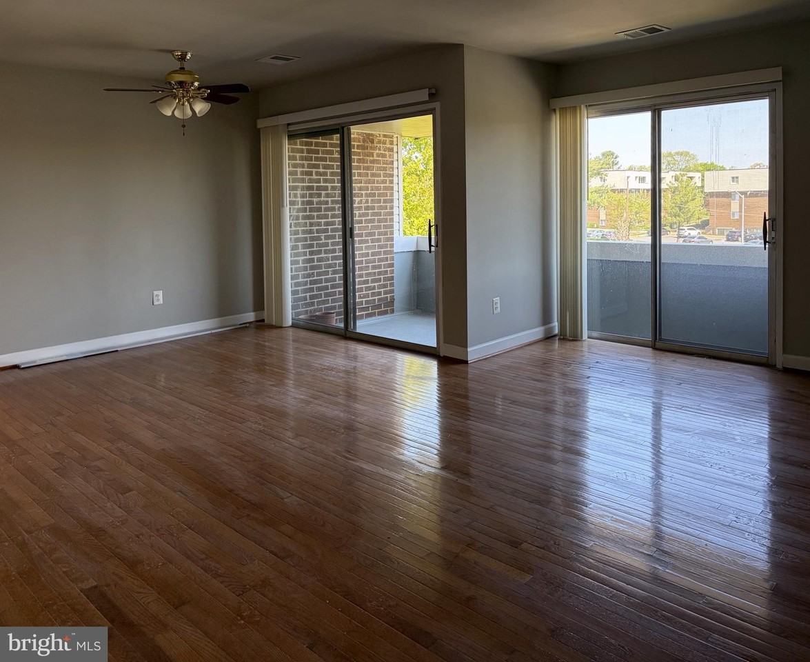 10239 Prince Pl #26-304 - Photo 3 of 24