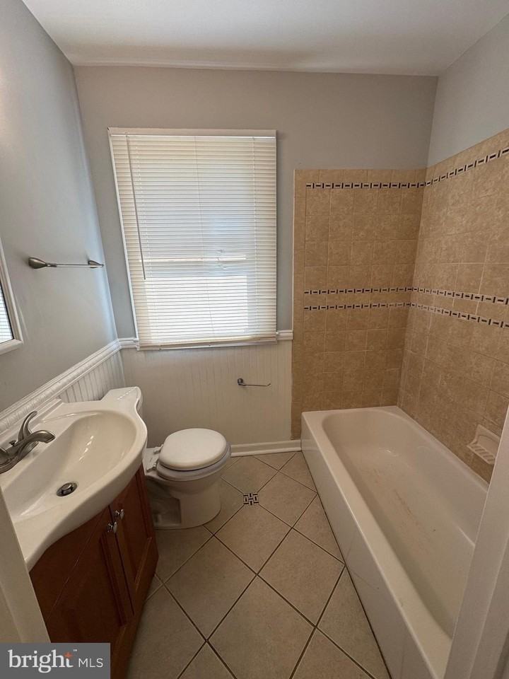 9604 49th Ave - Photo 6 of 14