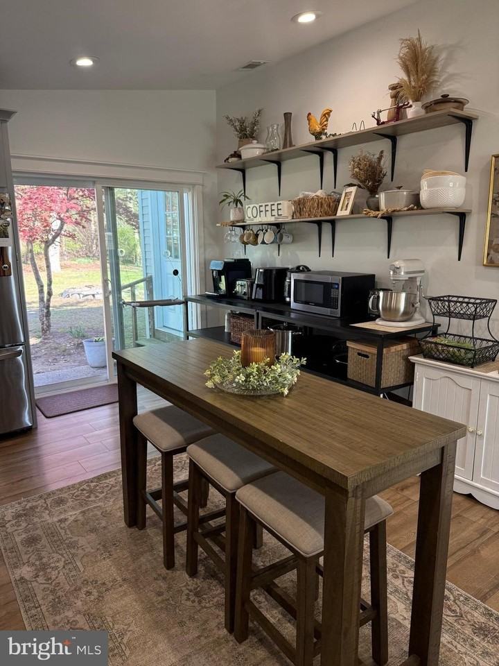 46 Zimmerman Rd - Photo 3 of 20