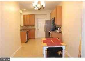 49 Heath Ct - Photo 4 of 8