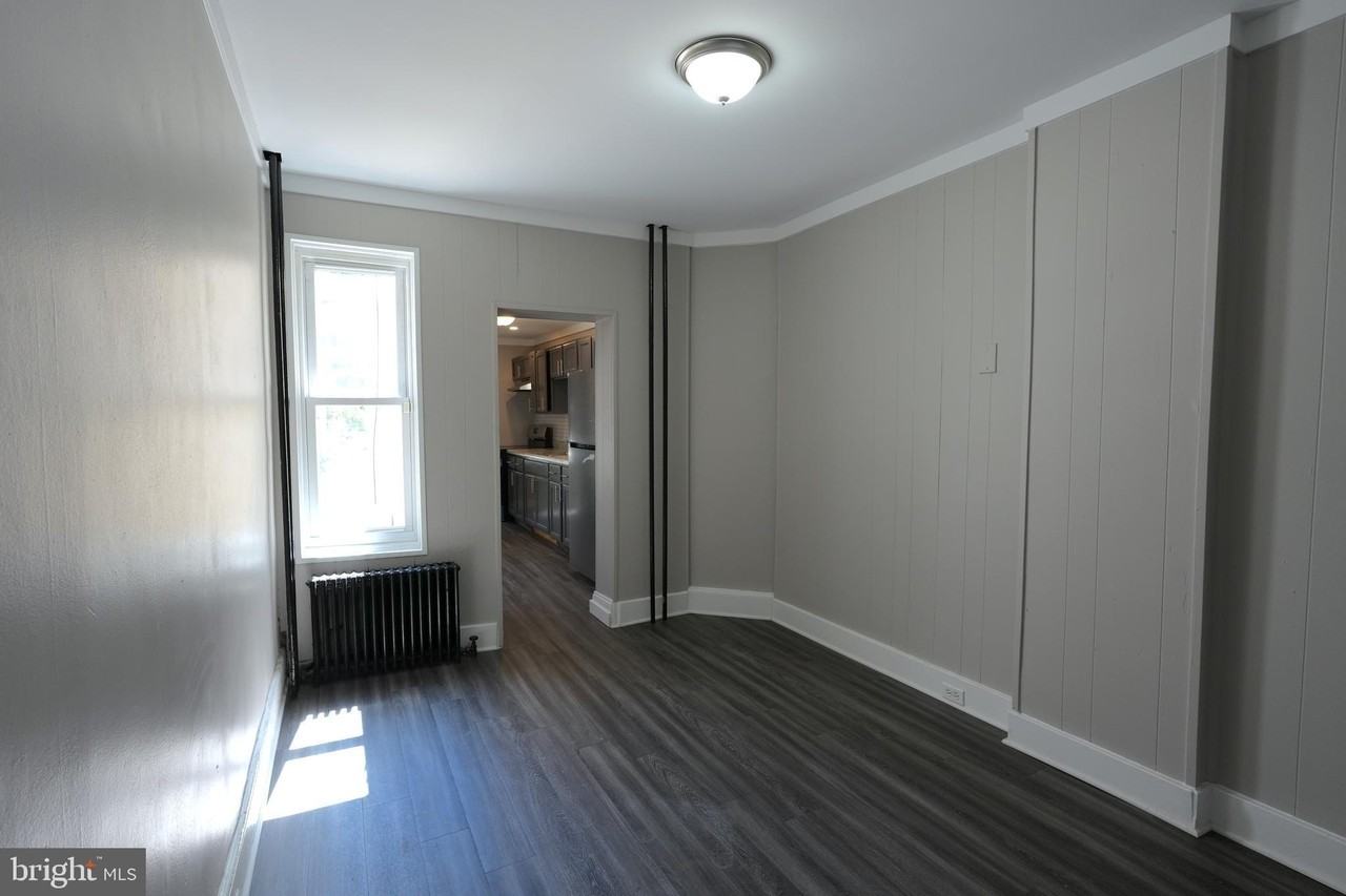 1614 Cotton St - Photo 7 of 22