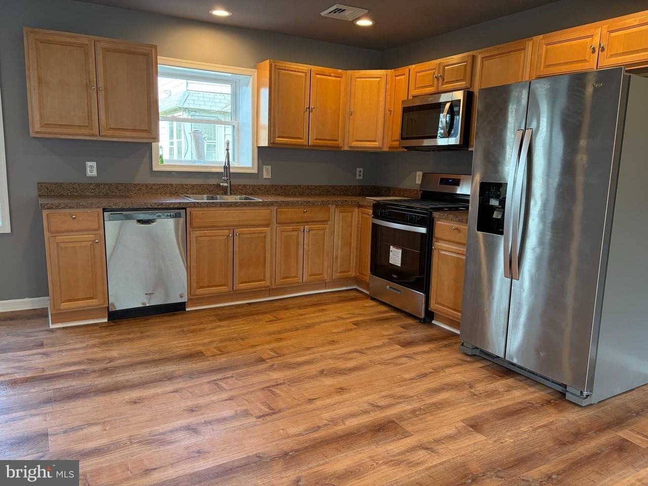 5517 Schumacher Dr #A - Photo 7 of 30