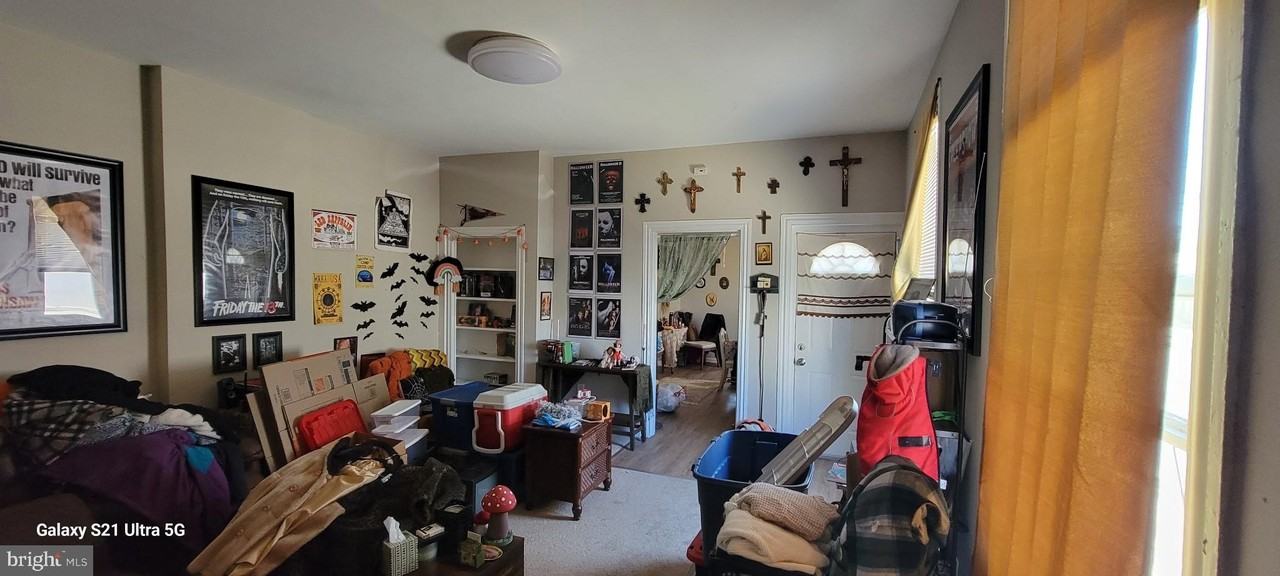 138 3rd St Unit 1 - Photo 7 of 9