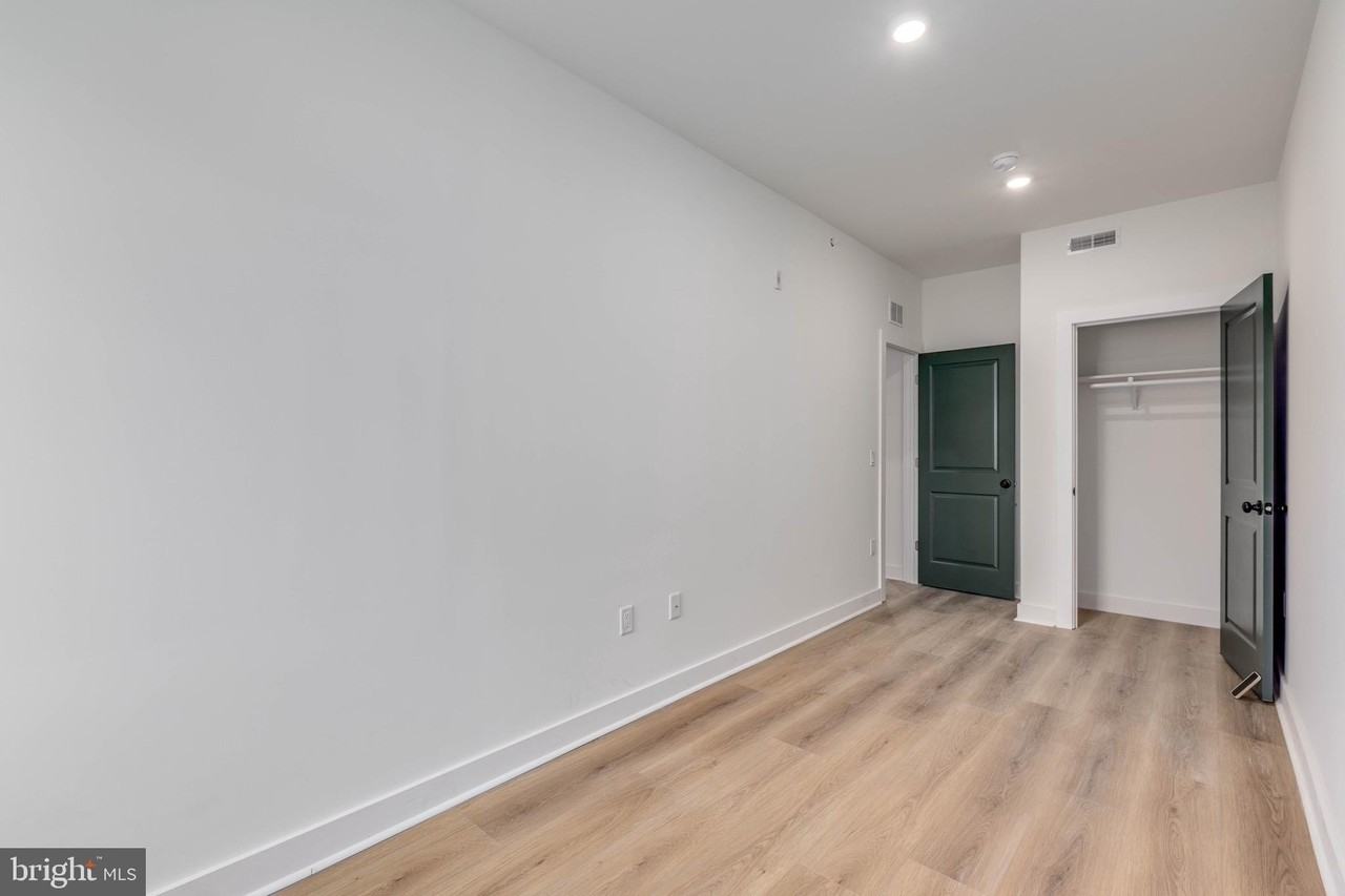 1224 W Silver St Unit 2 - Photo 5 of 11