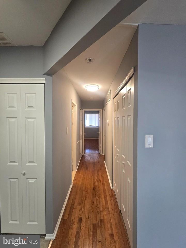 2415 Tremont St - Photo 6 of 15