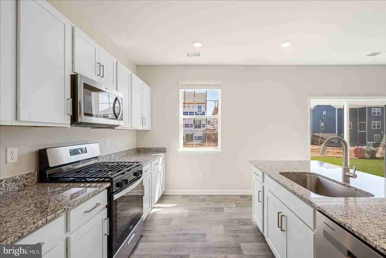 118 Clerkenwell Dr - Photo 5 of 21