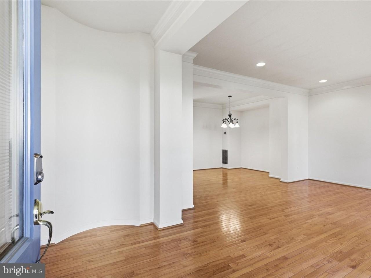 7752 Grandwind Dr - Photo 3 of 27