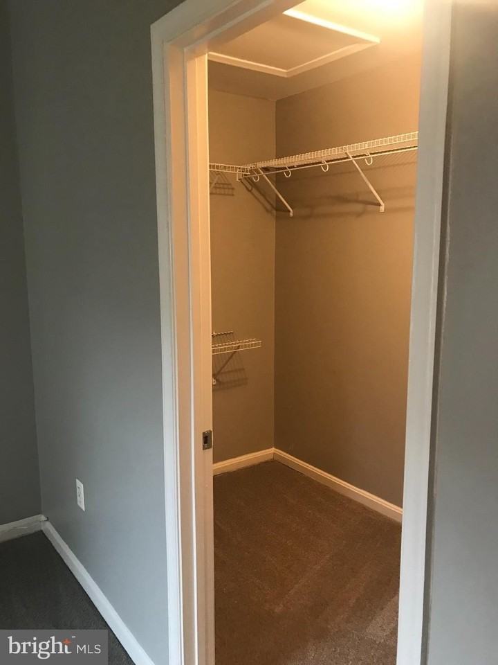 4662 Deerwatch Dr - Photo 3 of 41