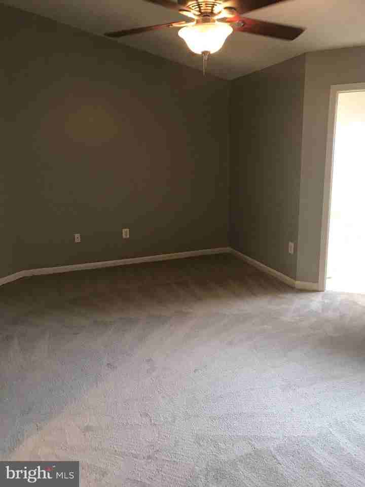 4662 Deerwatch Dr - Photo 7 of 41