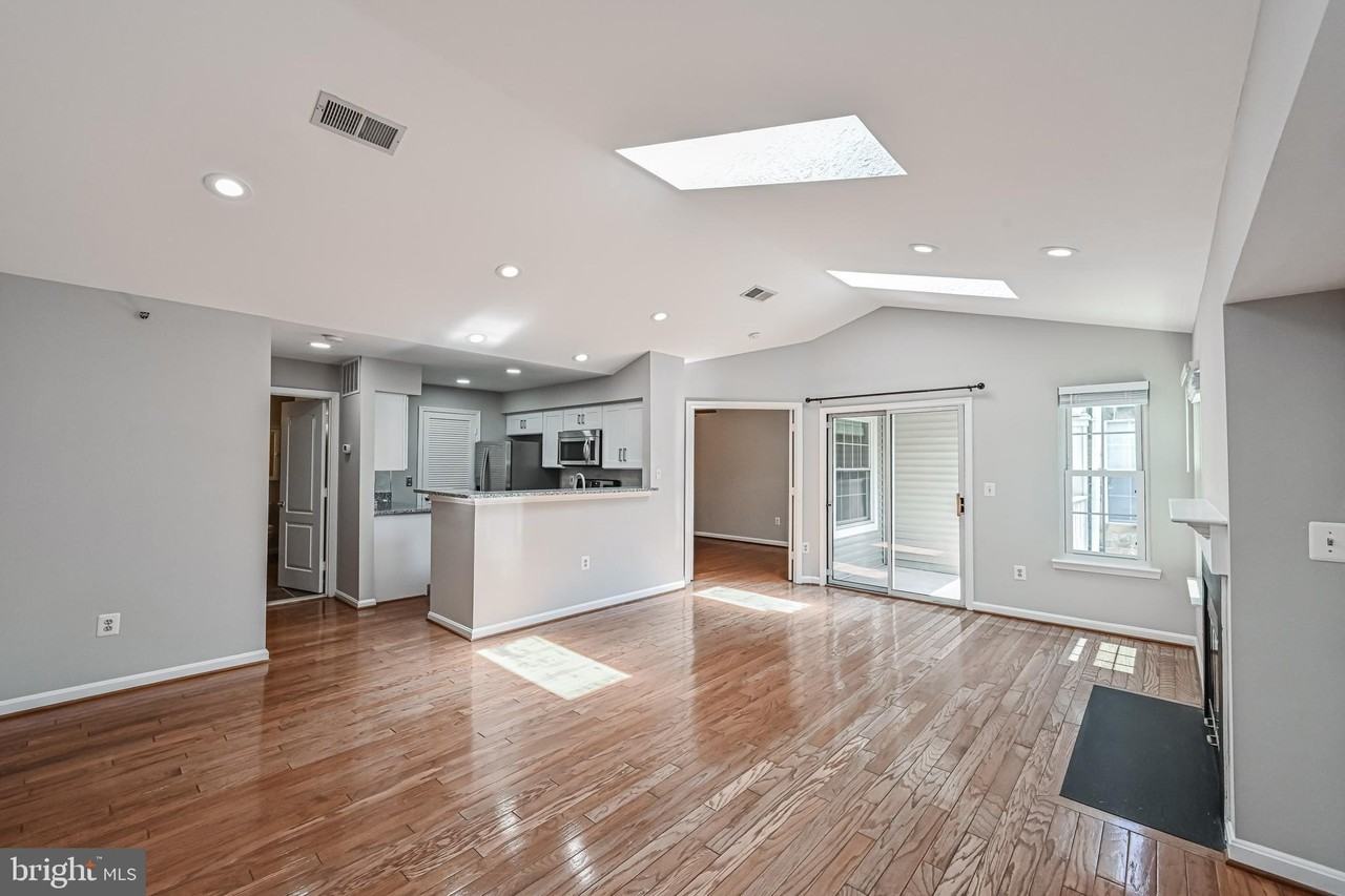 5601 Willoughby Newton Dr Unit 36 - Photo 6 of 34