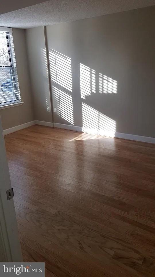 11800 Sunset Hills Rd #210 - Photo 6 of 13