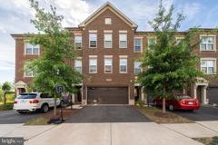 23697 Sailfish Sq - Photo 1 of 1