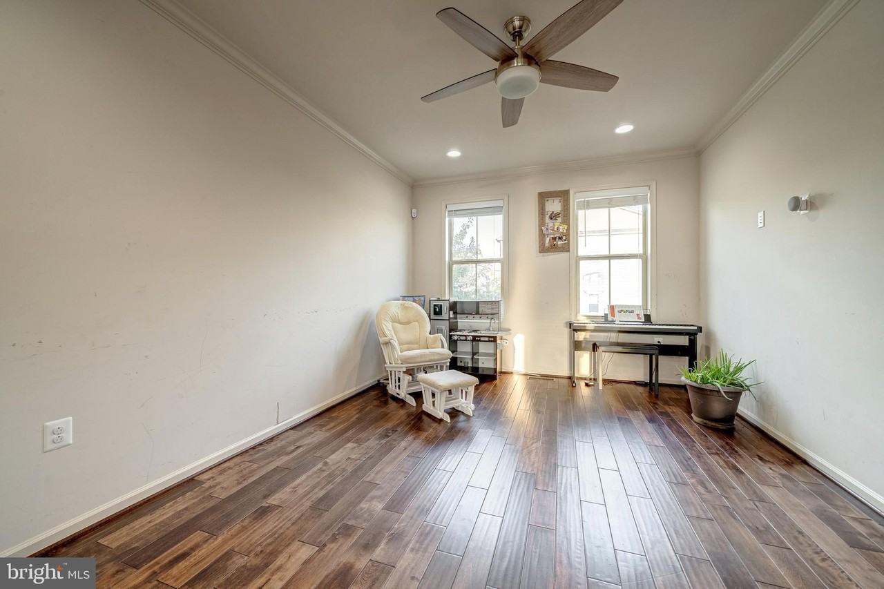 23697 Sailfish Sq - Photo 3 of 34