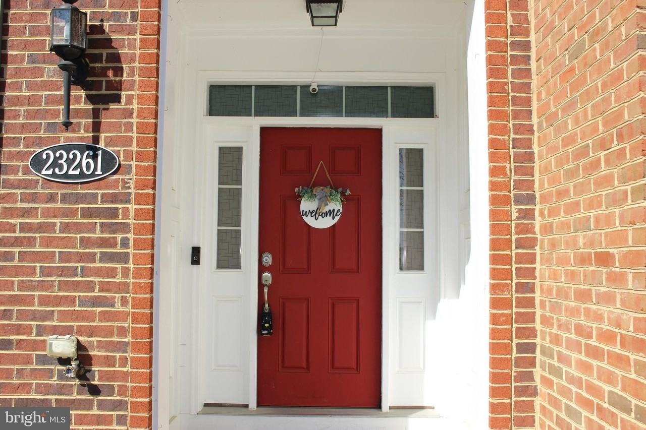 23261 Carters Meadow Ter - Photo 2 of 34