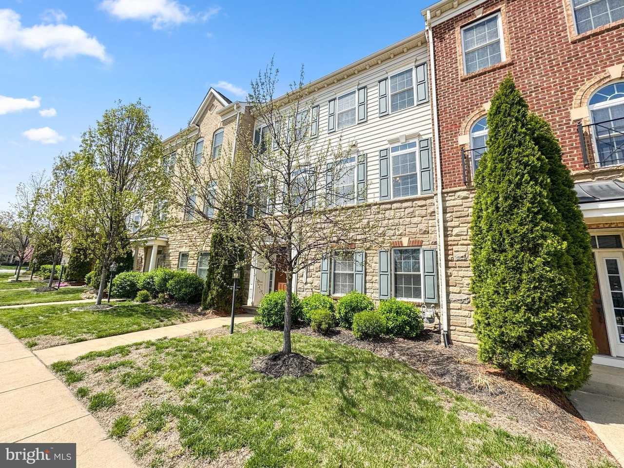 42365 Pine Forest Dr - Photo 3 of 40