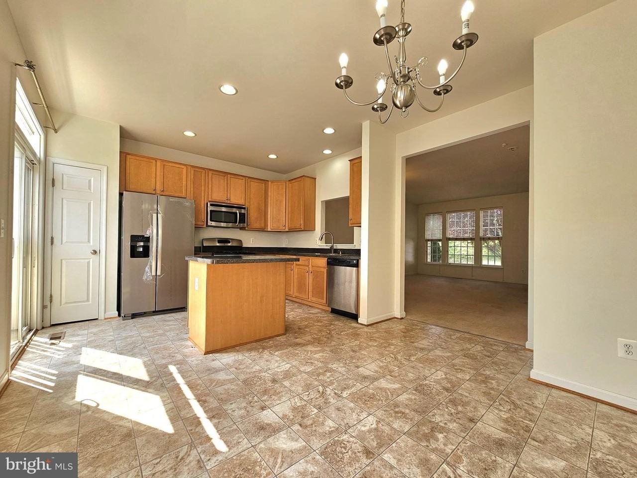 15328 Elizabeth Burbage Loop - Photo 7 of 30