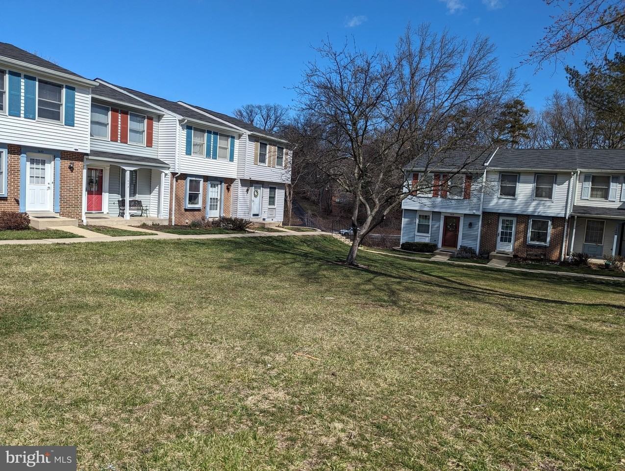 1680 Thenia Pl - Photo 3 of 39