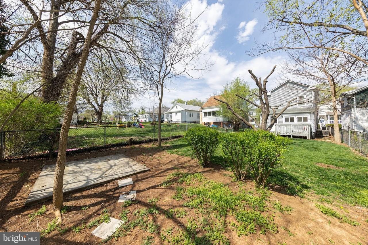 31 W Southwerk St - Photo 4 of 33