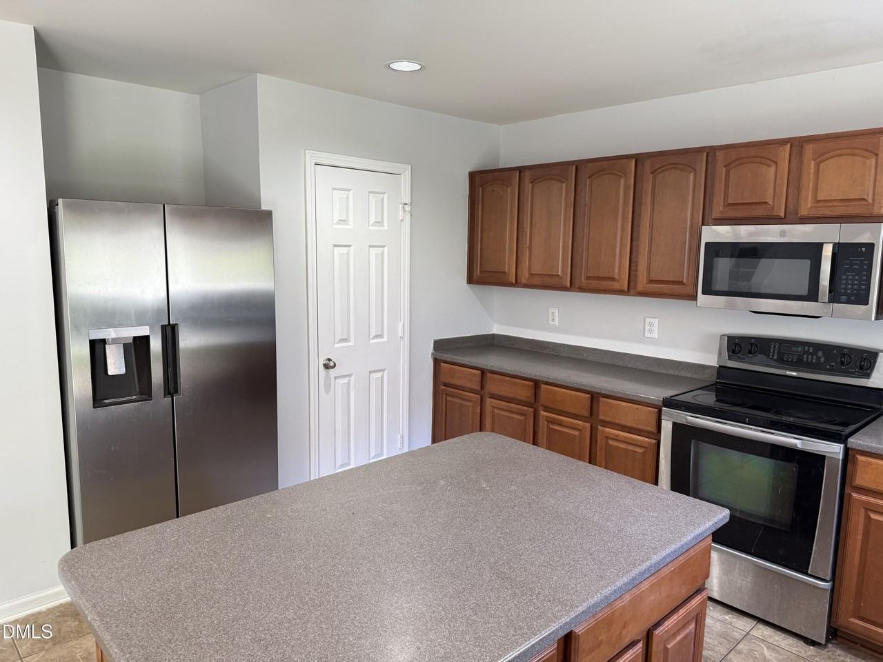 108 Poppy Hills Ct - Photo 6 of 20