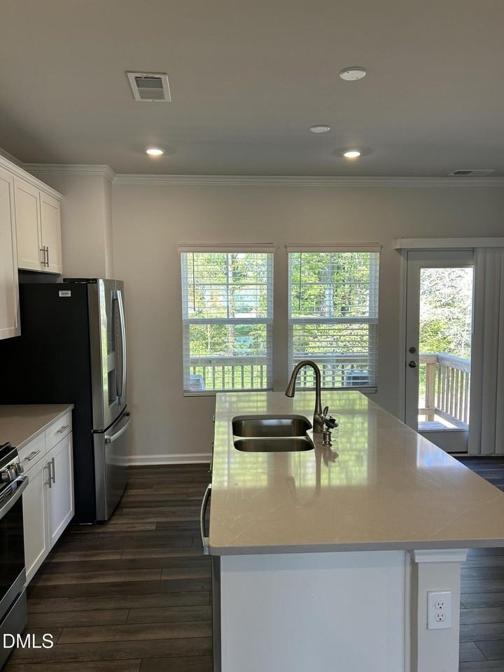 2008 Sandwood Loch Dr - Photo 3 of 14