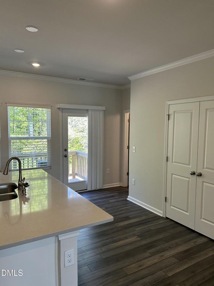 2008 Sandwood Loch Dr - Photo 4 of 14