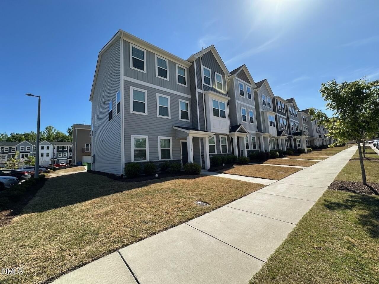 2521 Laurel Valley Way - Photo 2 of 25