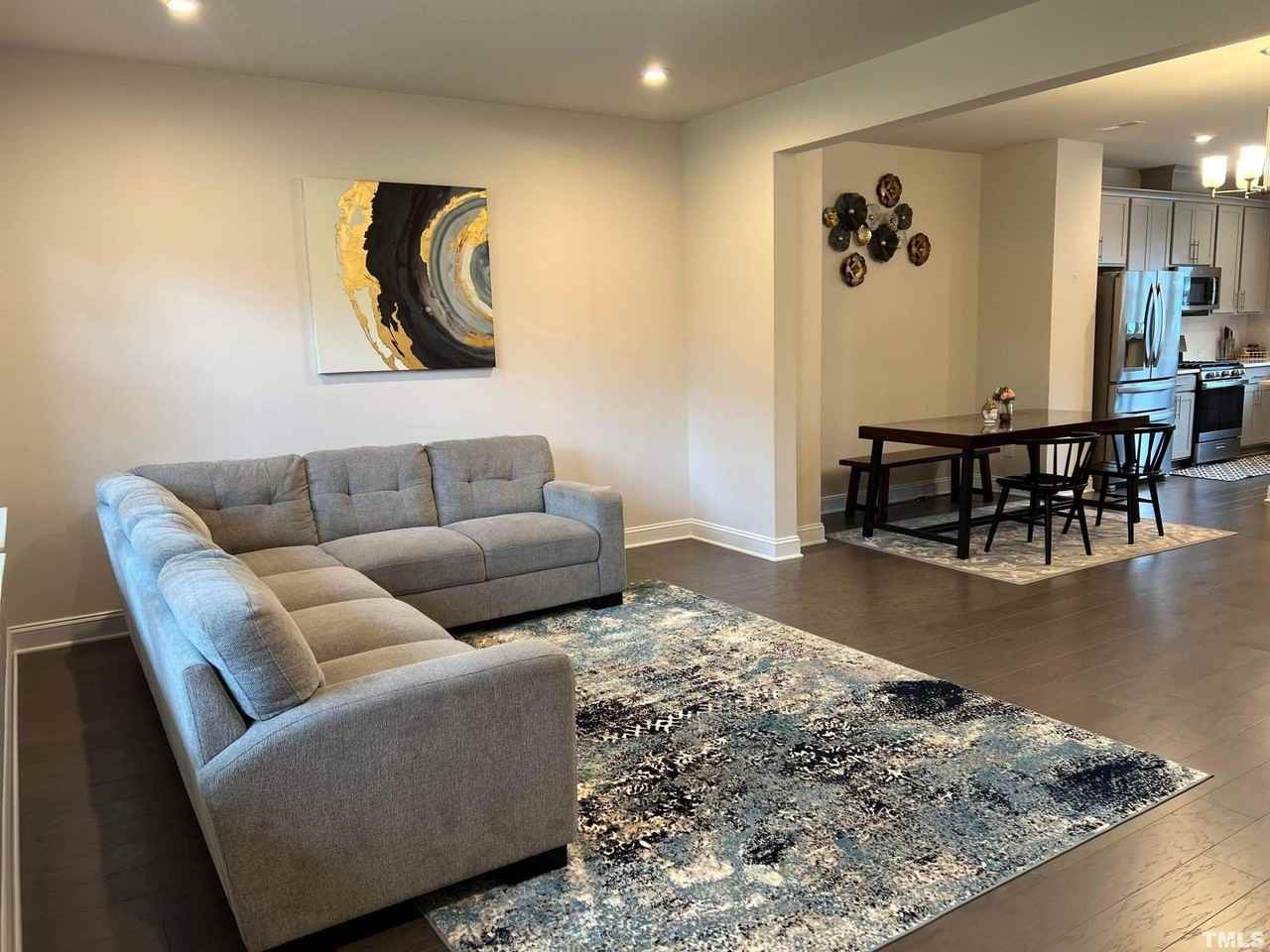 822 Amley Pl - Photo 4 of 19