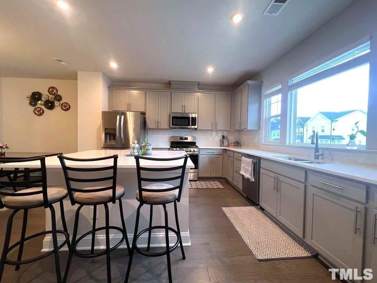 822 Amley Pl - Photo 6 of 19