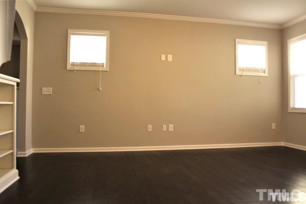 1133 Pemberly Ave - Photo 5 of 23